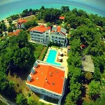 Hotel Kazaviti 3*