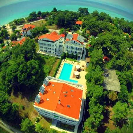 Hotel Kazaviti 3*
